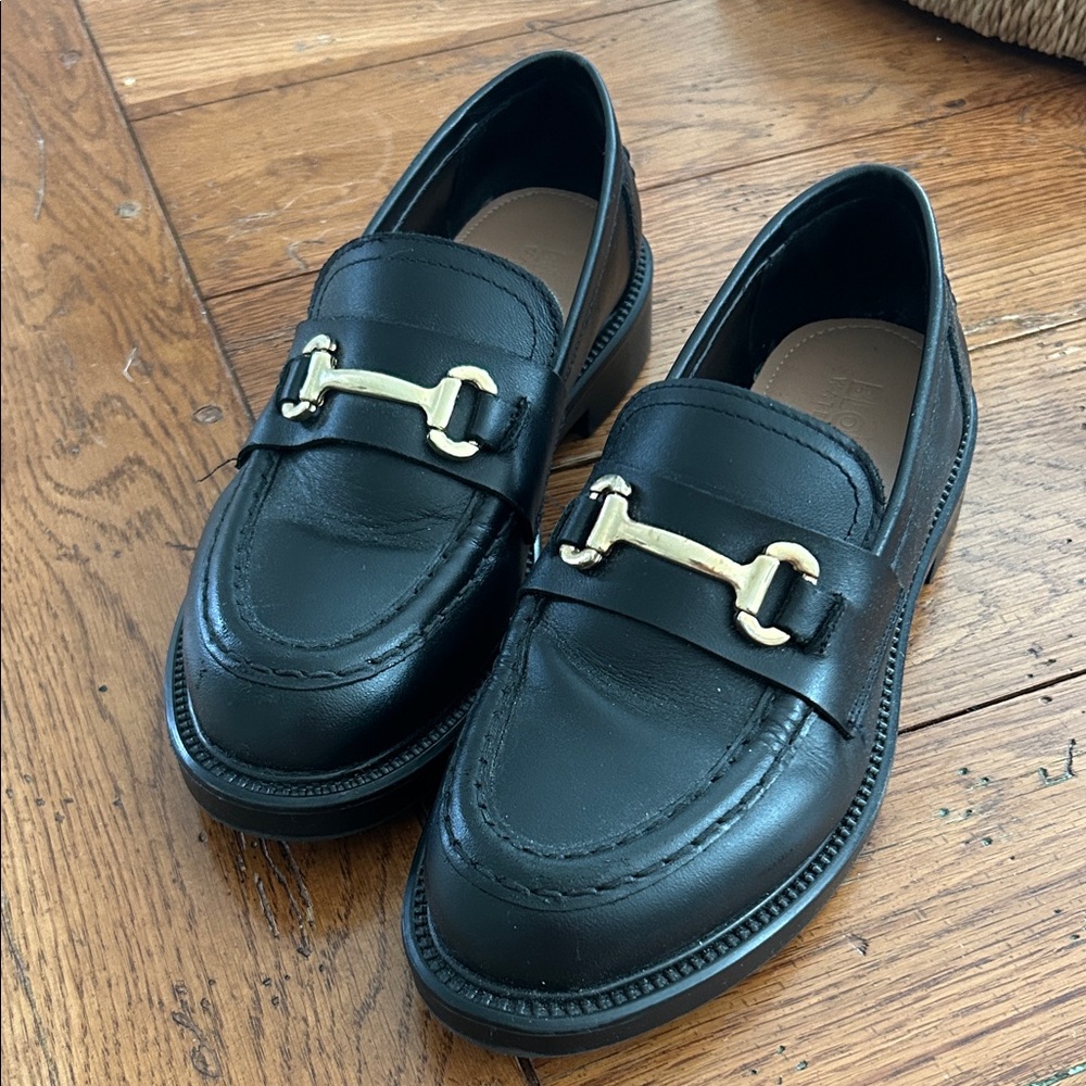 Blondo Black Leather Loafers with Gold Detail